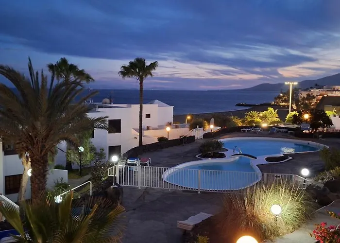 E26 Tabaibas * Puerto del Carmen (Lanzarote)